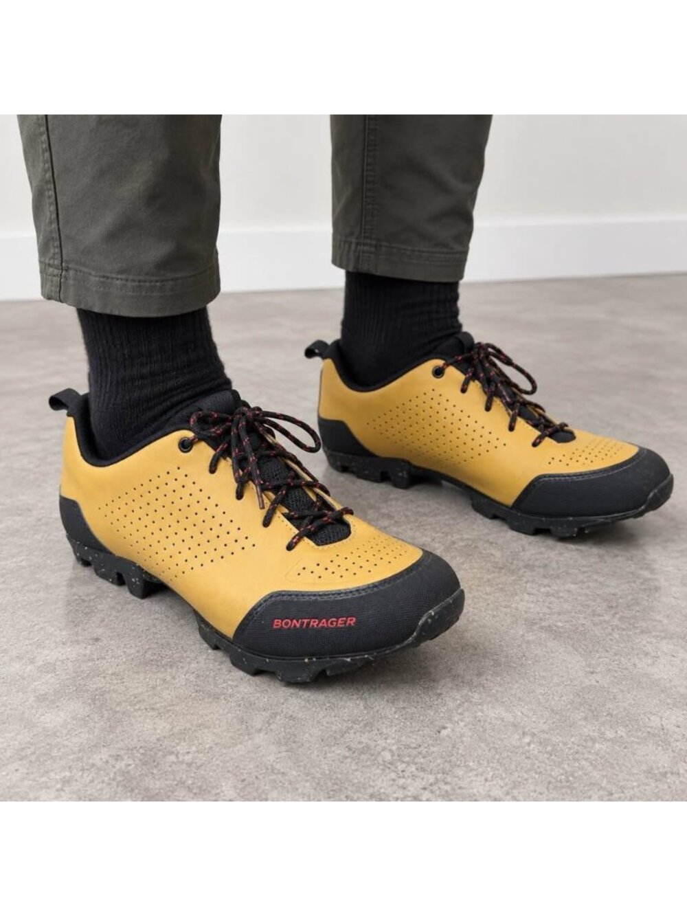 Bontrager GR2 Gravel Bike Shoes Men’s 7 / Women’s 8.5 Tan Black